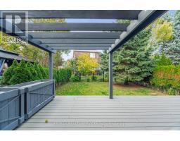 582 Plantation Gate, Newmarket, ON L3X2C2 Photo 31