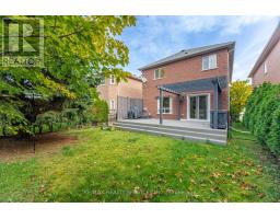 582 Plantation Gate, Newmarket, ON L3X2C2 Photo 34