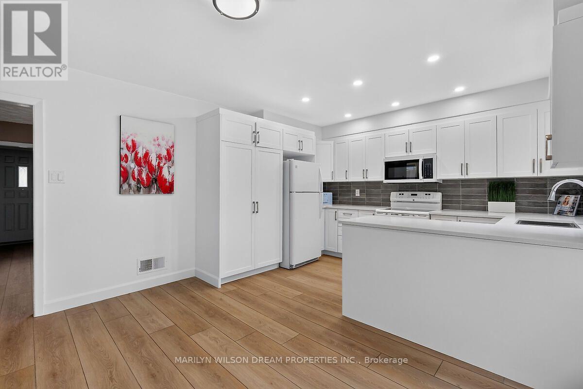 121 ST LAURENT BOULEVARD, Ottawa — photo 12
