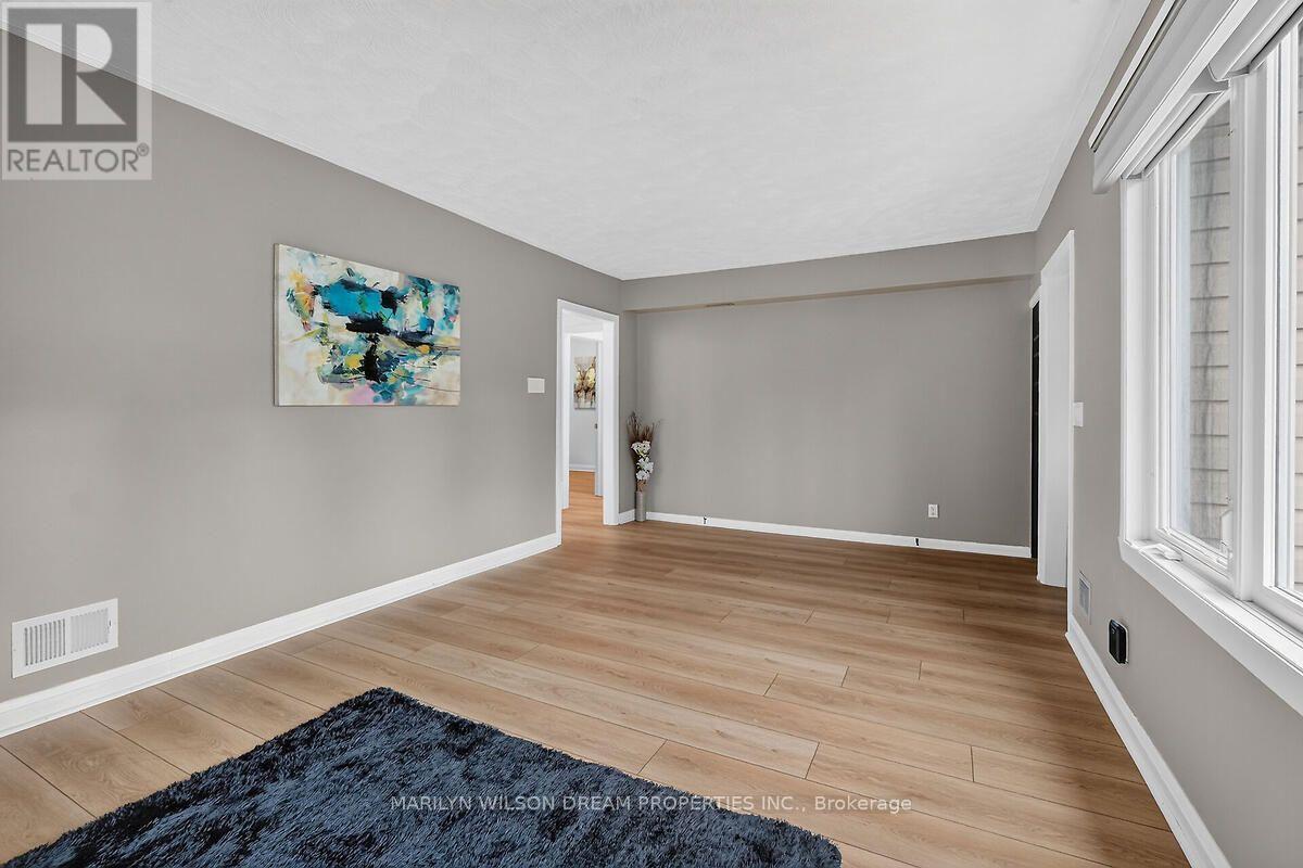 121 ST LAURENT BOULEVARD, Ottawa — photo 8