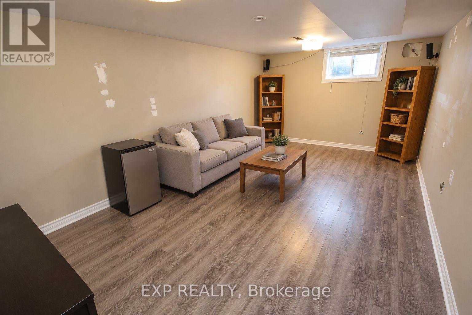 138 BAKER STREET - 9