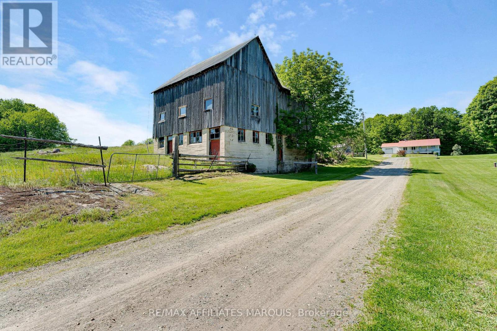 1192 Good Road — photo 30