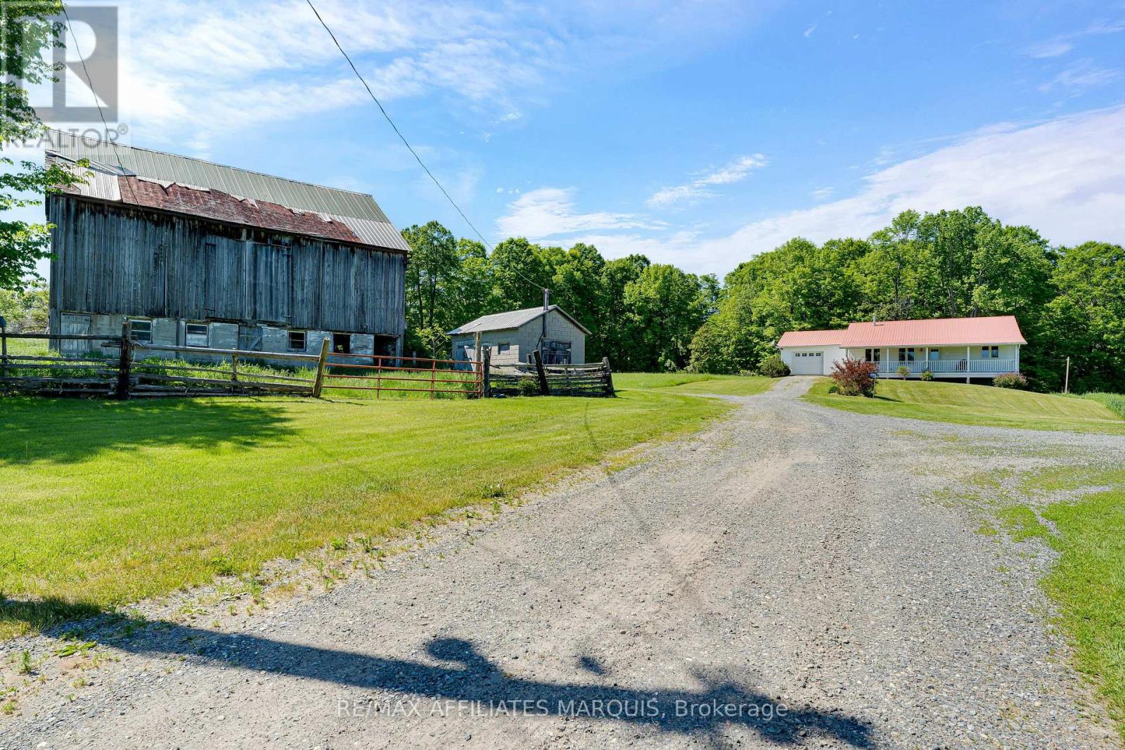 1192 Good Road — photo 31