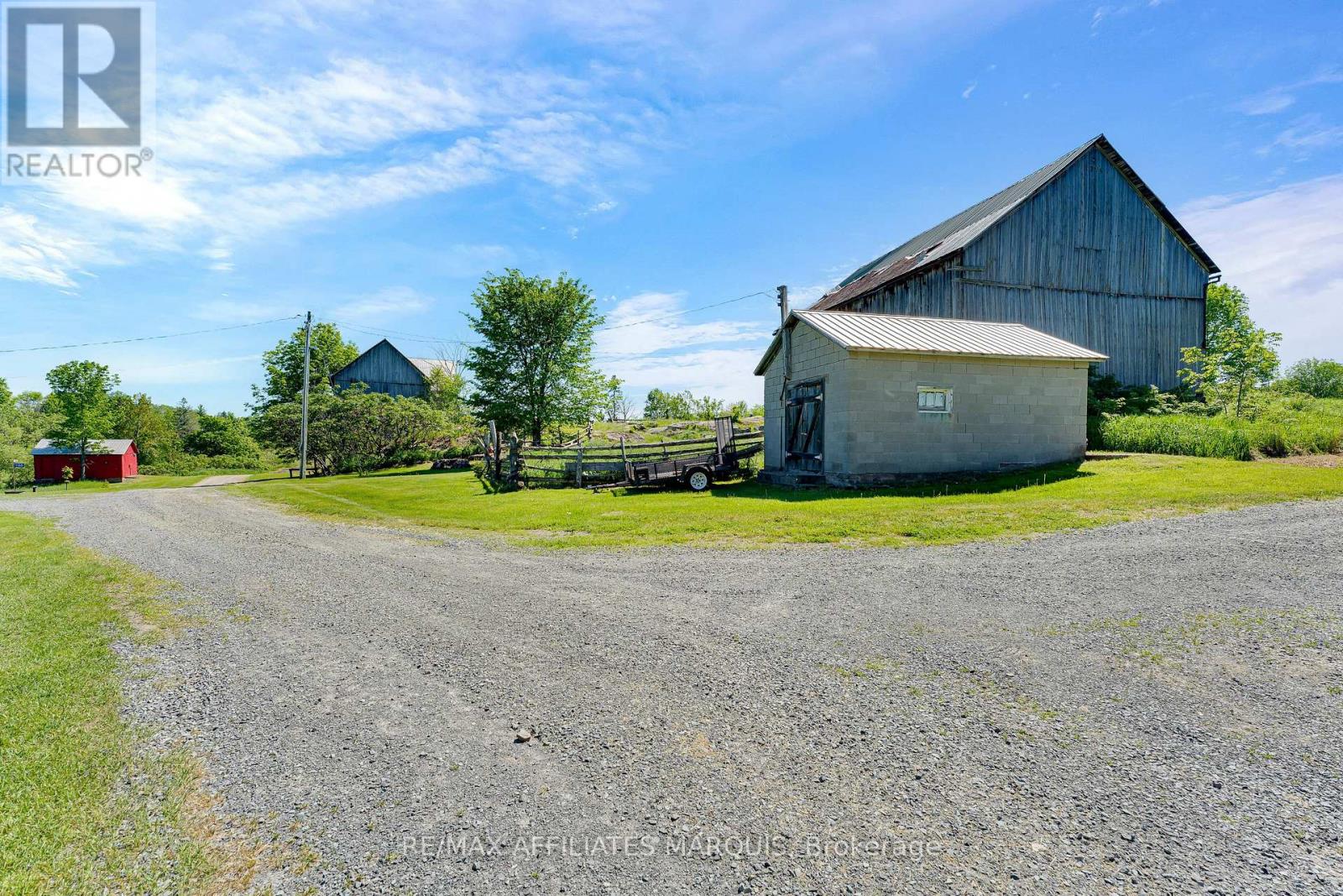 1192 Good Road — photo 33