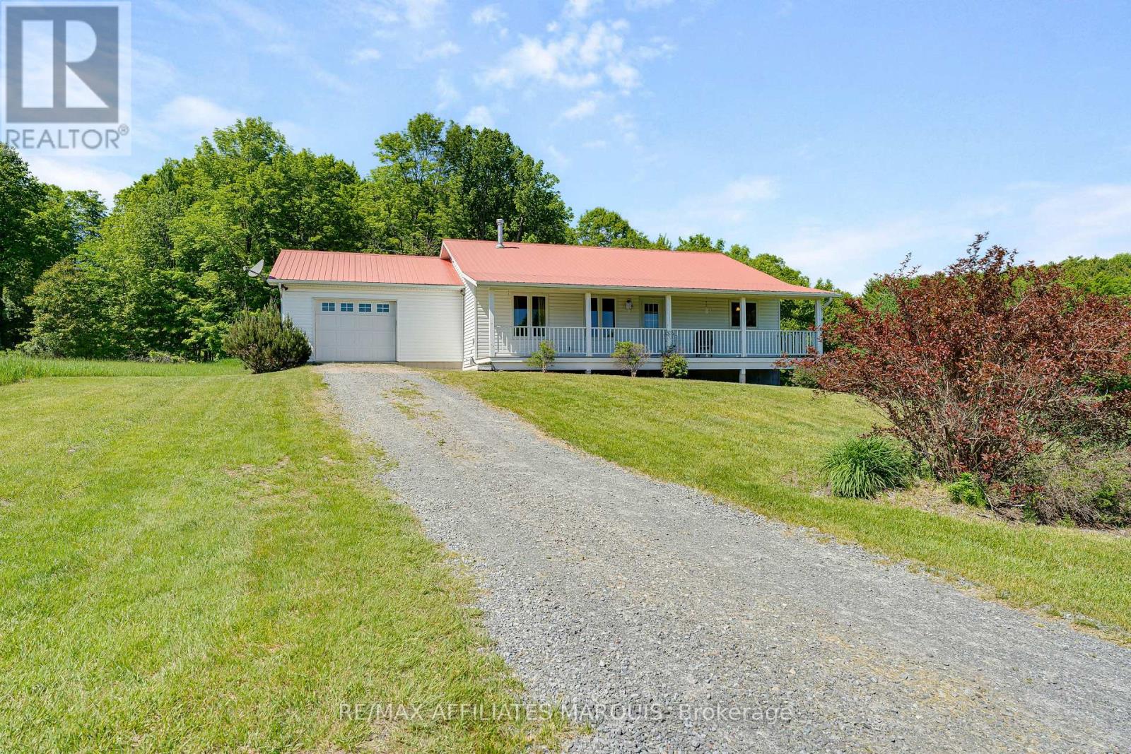 1192 Good Road — photo 34