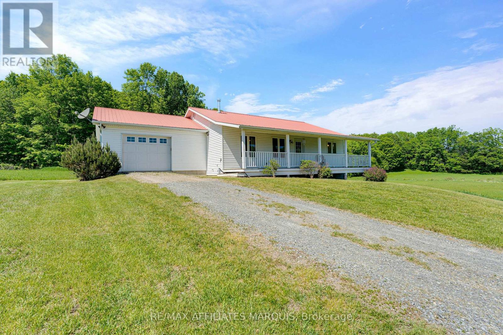 1192 Good Road — photo 35