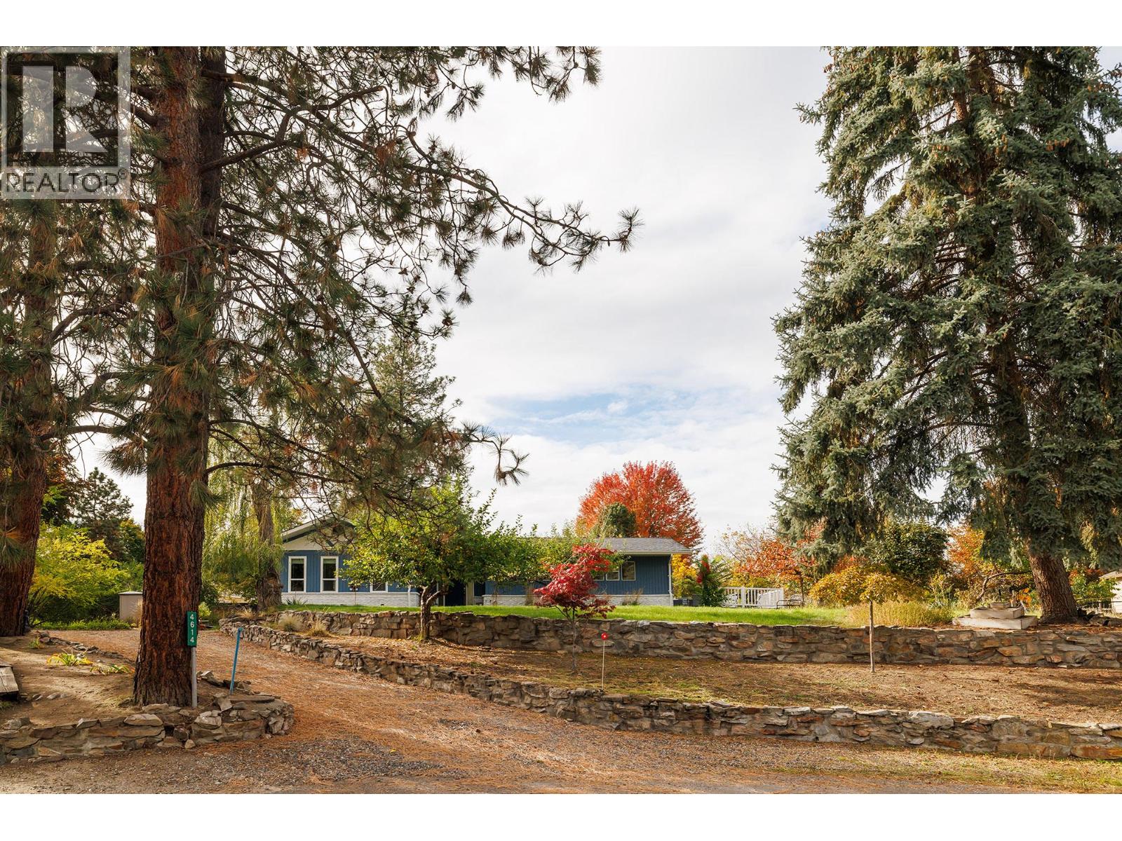 4614 Mission Ridge Court, Kelowna