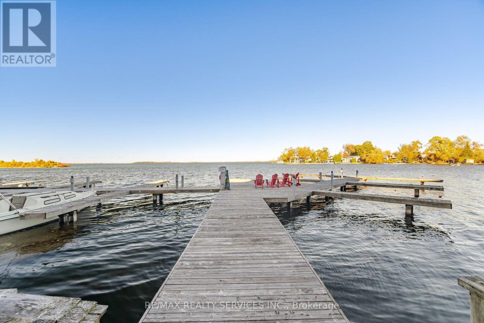 #212 140 CEDAR ISLAND ROAD - 42