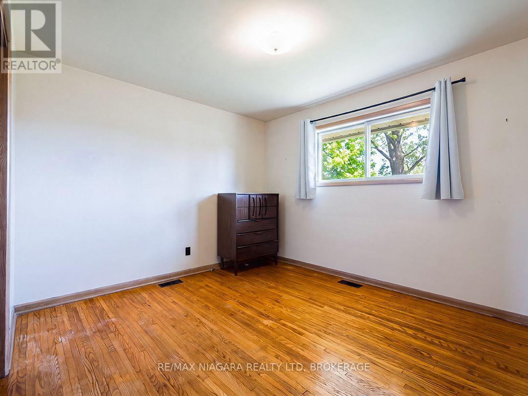 109 Hampton Avenue — photo 14