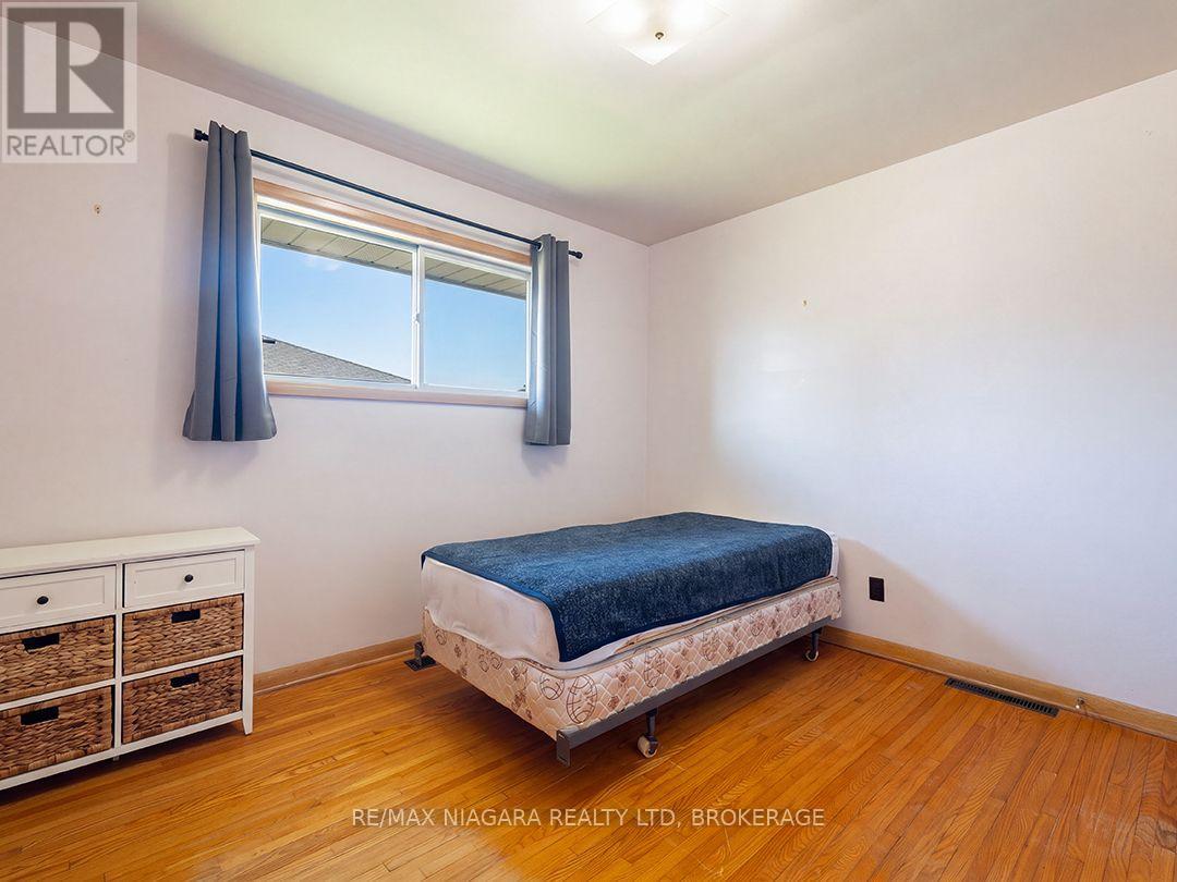 109 Hampton Avenue — photo 15