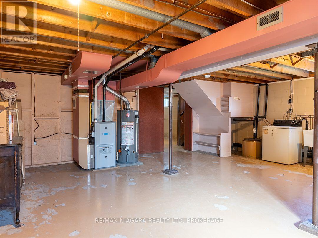 109 Hampton Avenue — photo 23