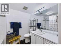 204 1083 Tillicum Rd, Esquimalt, BC V9A7L7 Photo 18