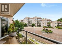 204 1083 Tillicum Rd, Esquimalt, BC V9A7L7 Photo 24