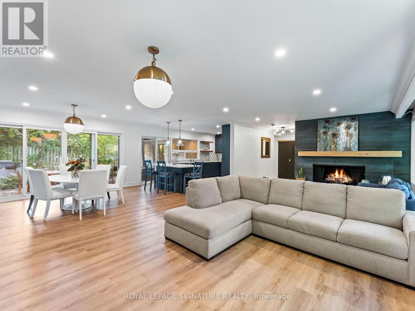 1620 ISLINGTON AVENUE, Toronto (Princess-Rosethorn) — photo 3