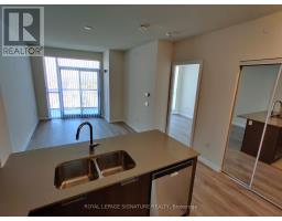 1012 - 35 Watergarden Drive, Mississauga, ON L5R0G8 Photo 8