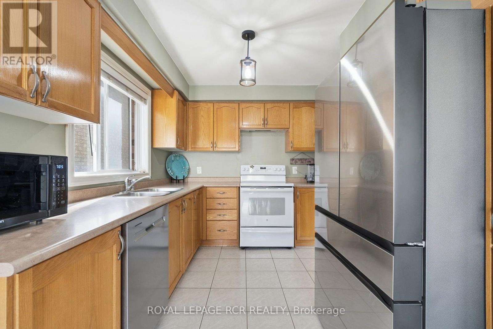 21 CEDARGROVE ROAD, Caledon (Bolton West) — photo 12
