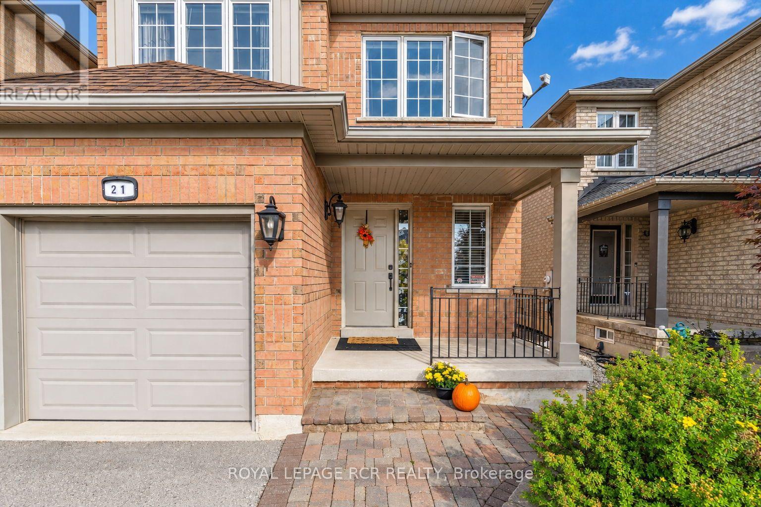 21 CEDARGROVE ROAD, Caledon (Bolton West) — photo 3