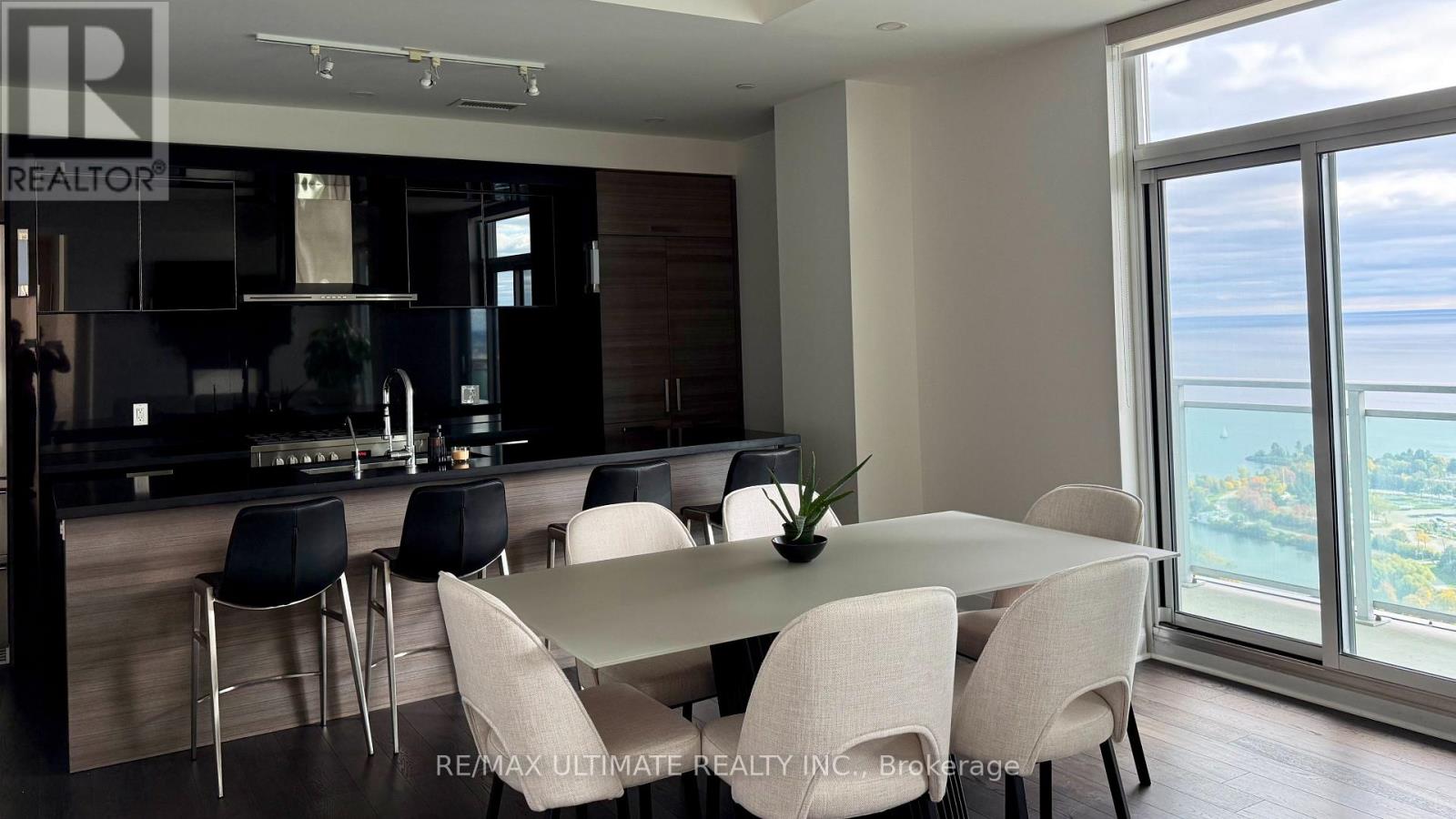 3901 - 33 SHORE BREEZE DRIVE, Toronto (Mimico) — photo 2
