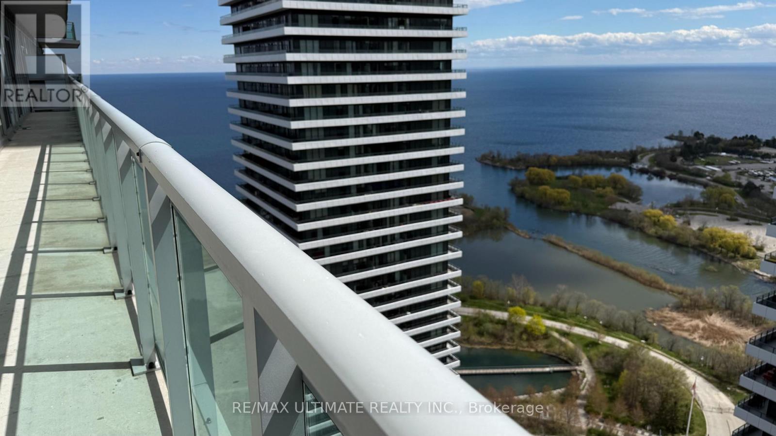 33 Shore Breeze Drive — photo 25