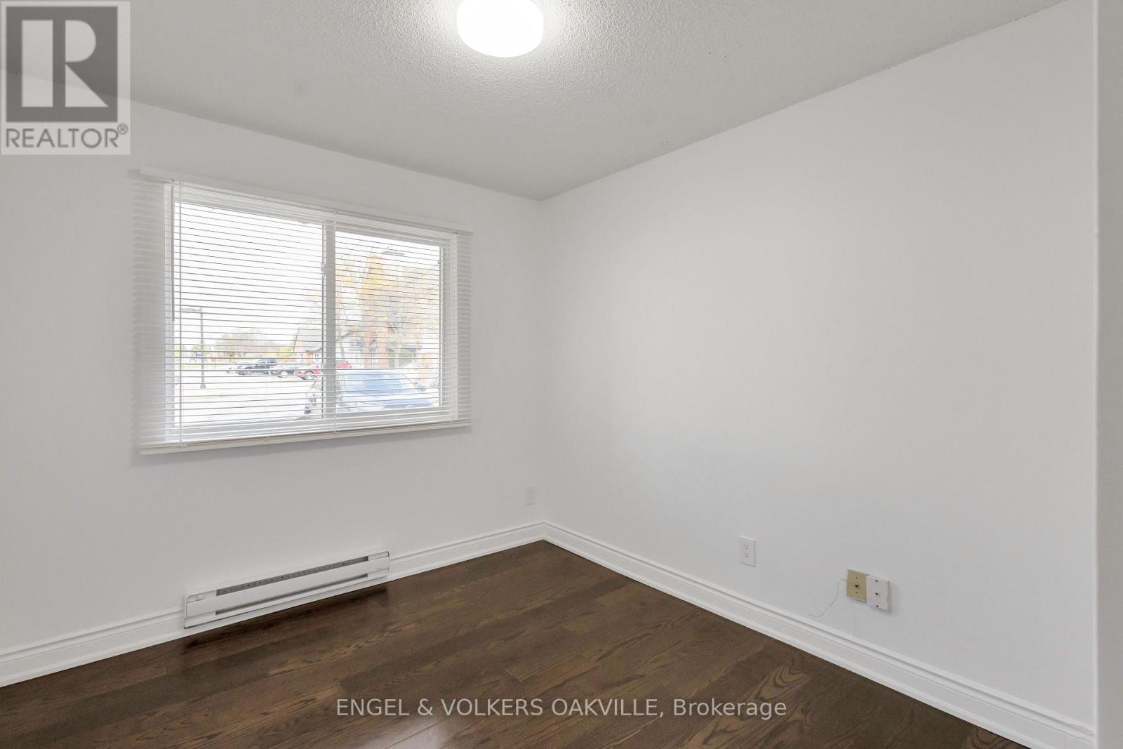 1450 Glen Abbey Gate — photo 13