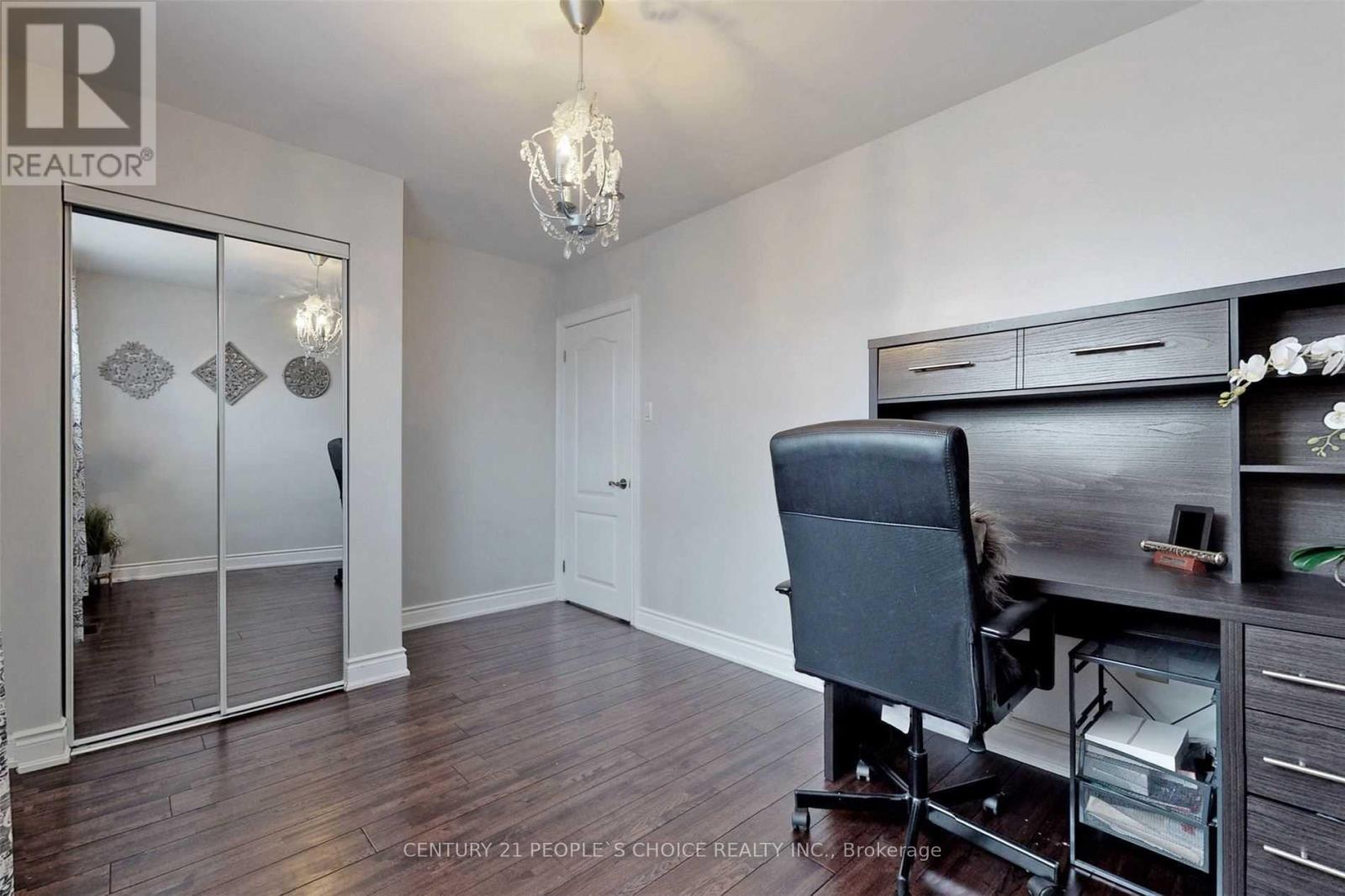 107 Spenvalley Drive — photo 14