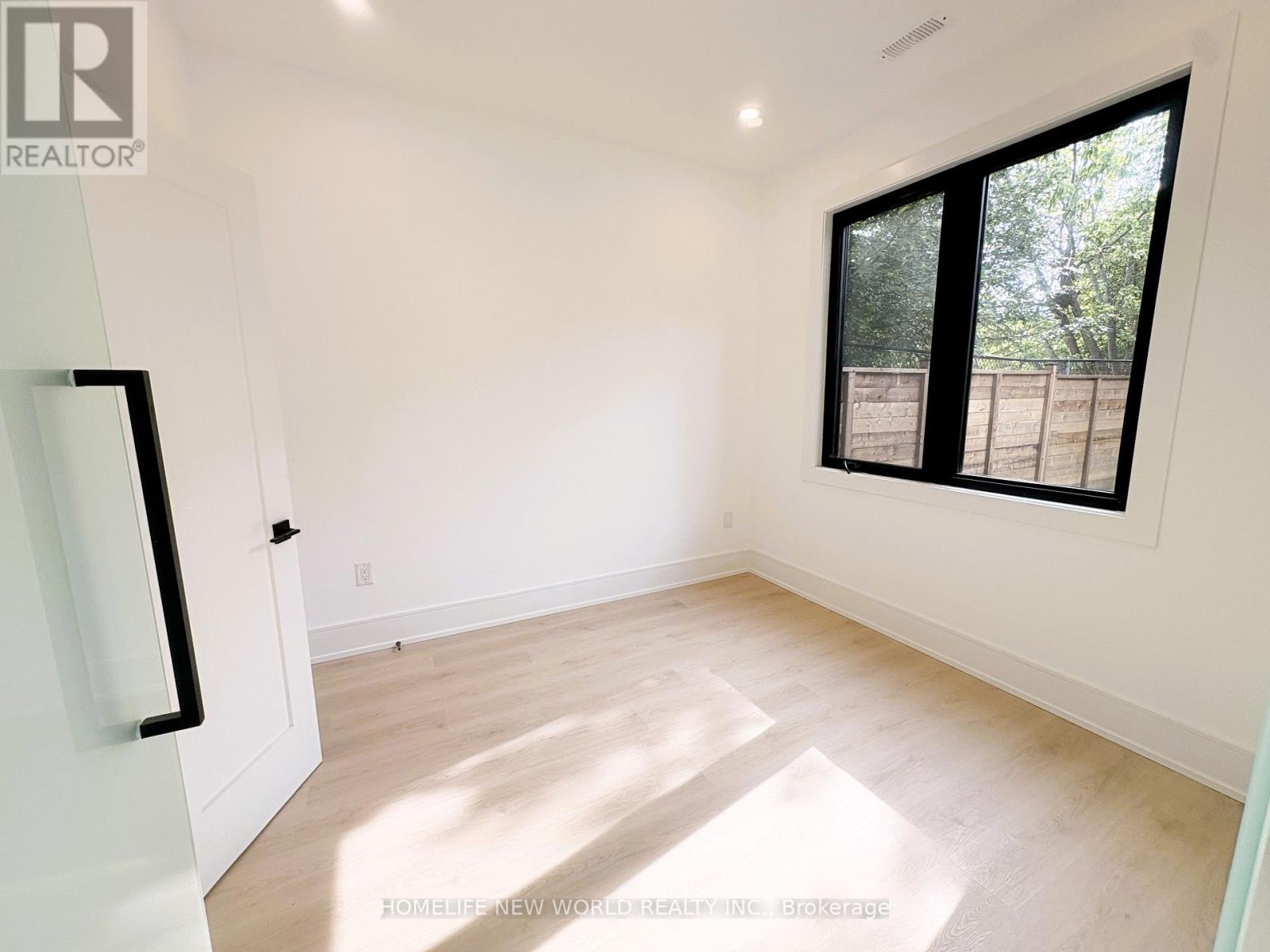 LANEWAY - 679 GLADSTONE AVENUE, Toronto (Dovercourt-Wallace Emerson-Junction) — photo 8