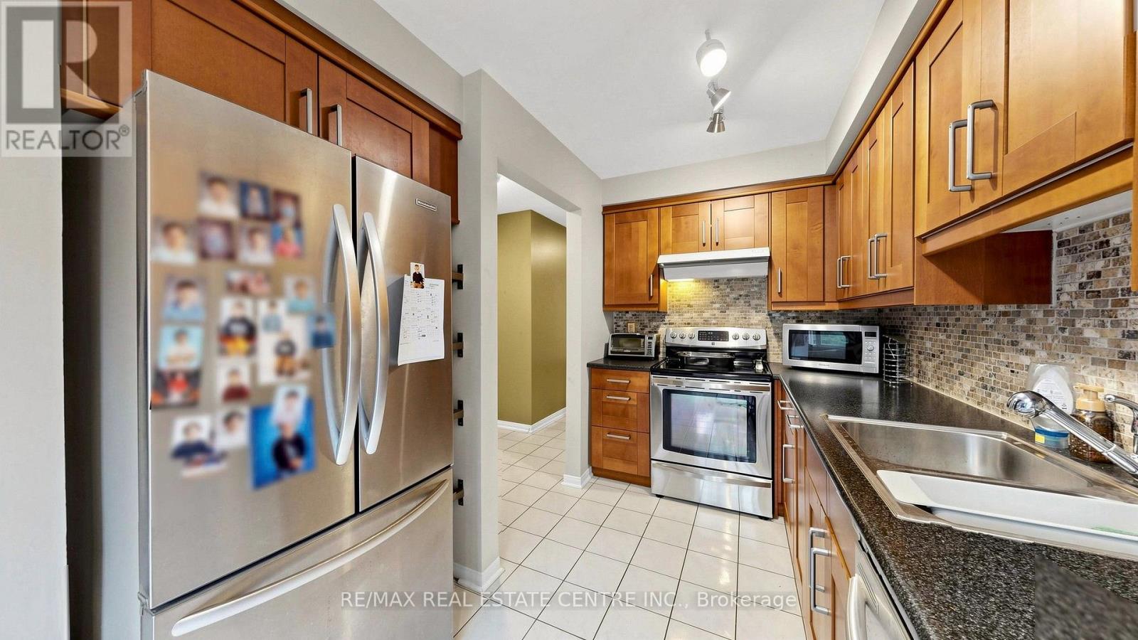 3- 2215 Cleaver Avenue, Burlington, ON photo 13