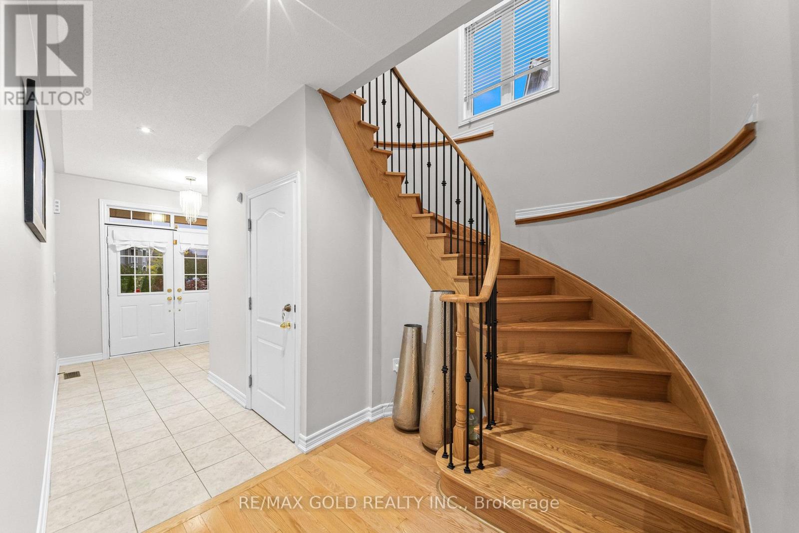 23 WELLPARK WAY - 2