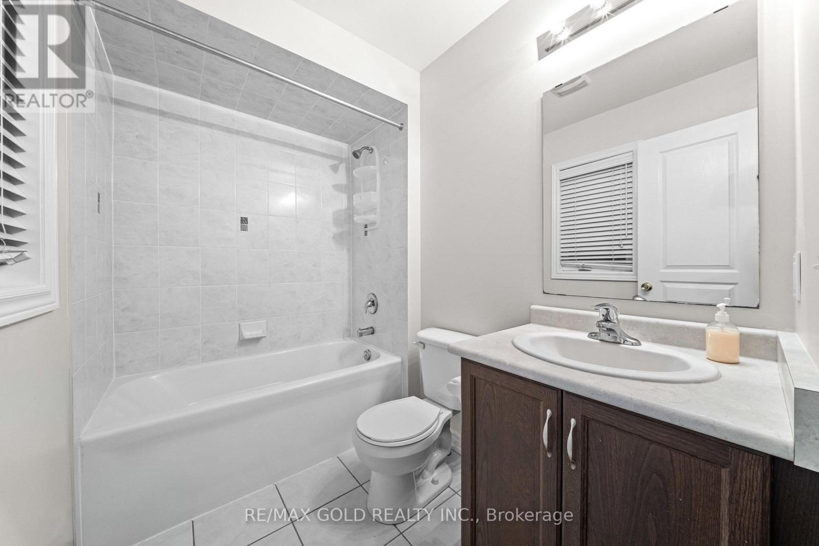 23 WELLPARK WAY - 21
