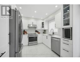 8 Vauxhall Crescent, Brampton, ON L7A3A3 Photo 14