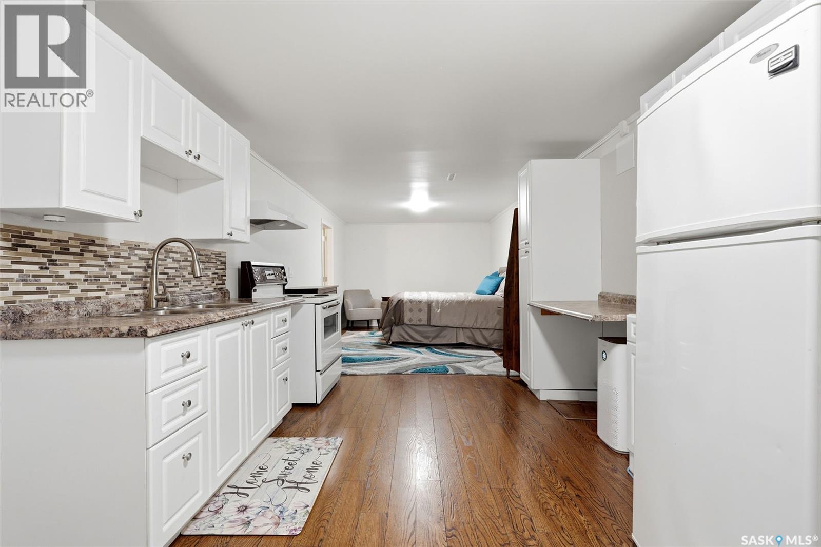 747 Sneddon STREET - 21