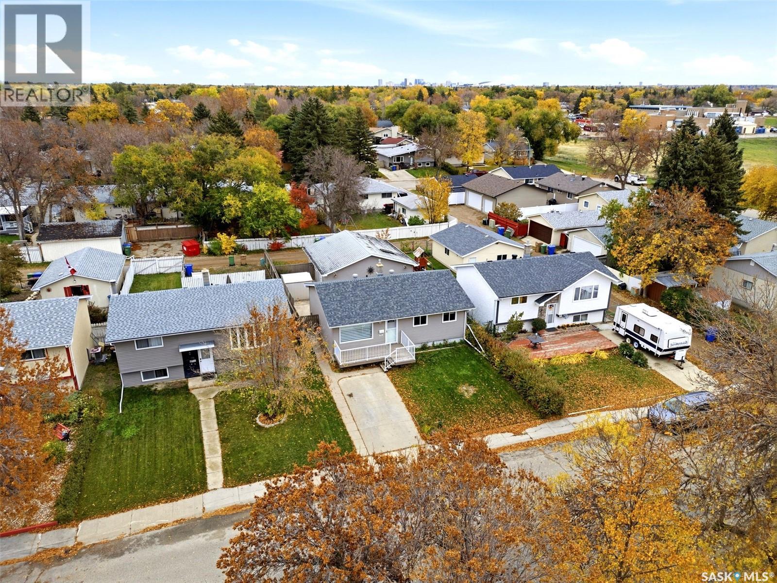 747 Sneddon STREET - 45