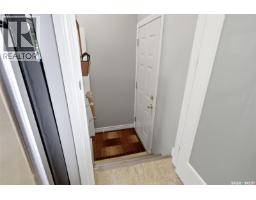 747 Sneddon Street, Regina, SK S4T6H3 Photo 20