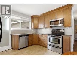 Bedroom - 747 Sneddon Street, Regina, SK S4T6H3 Photo 8