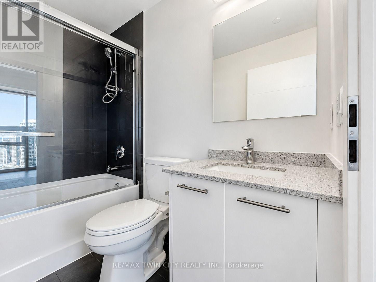 30 Francis Street South — photo 21