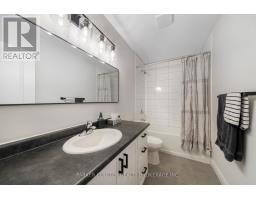 255 Wild Rose Drive, Gravenhurst), ON P1P0B4 Photo 24
