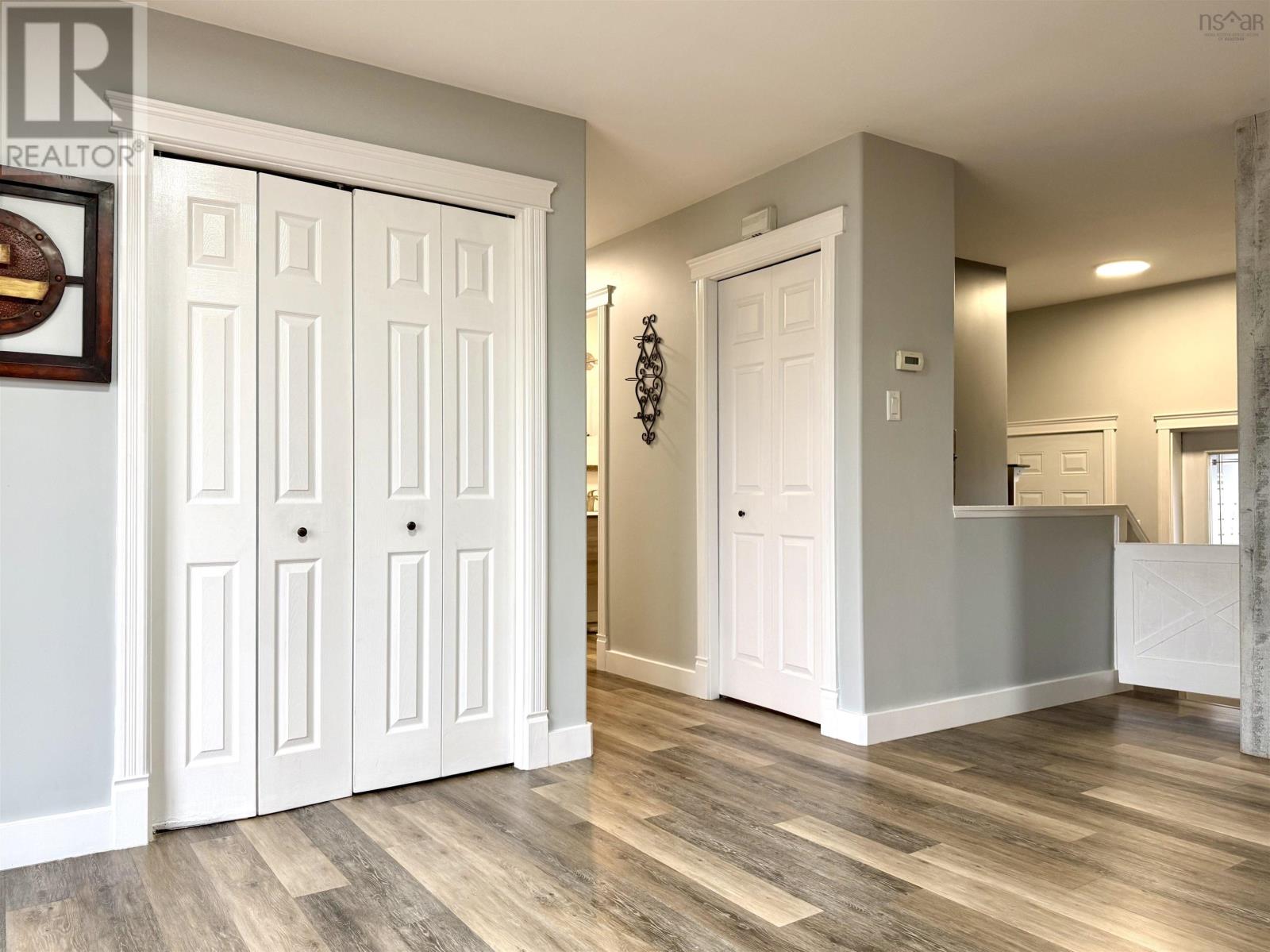 6 Paradise Avenue - 29