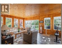 Foyer - 75 Jerseyville Road, Brantford, ON N3T5M1 Photo 13