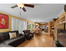 3504 Creston Drive, Abbotsford, BC V2T5B8 Photo 14