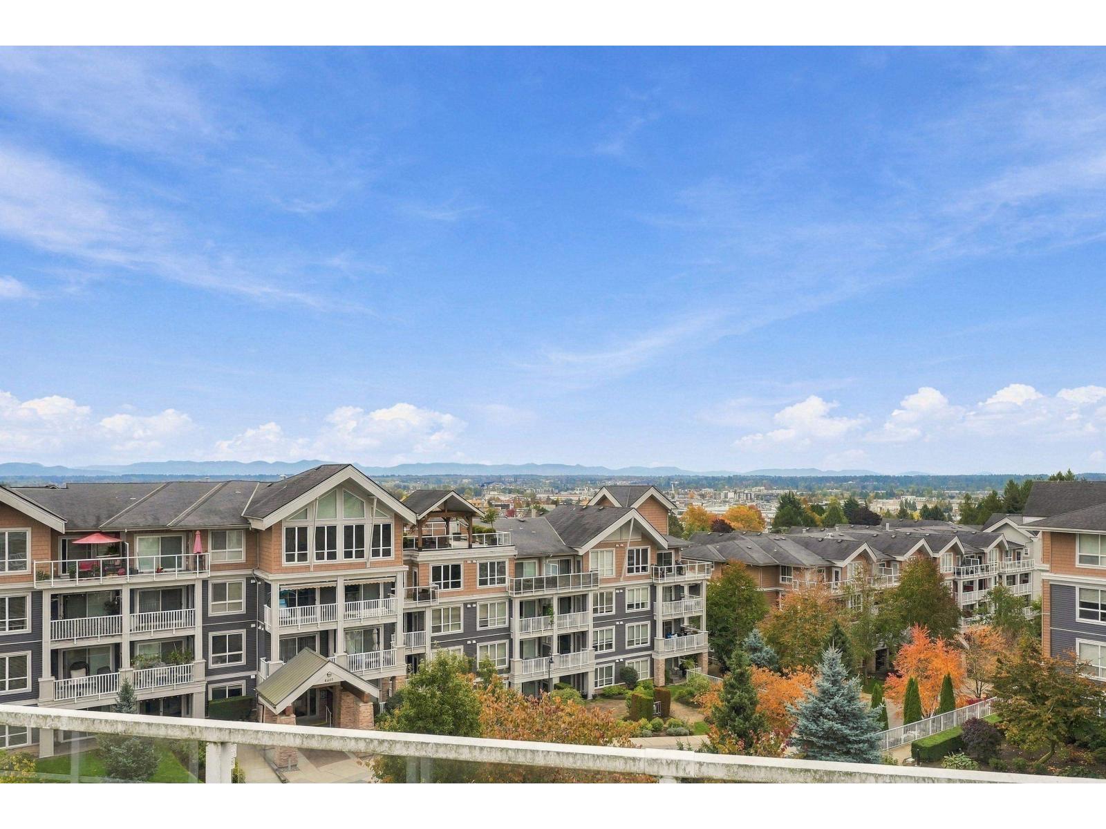 Photo of 408 6470 194 STREET 23
