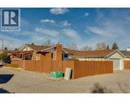 4316 53 Street NE - photo 37