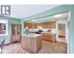 Eat in kitchen - 177 St George Street, Brantford, ON N3R1W1 Photo 9