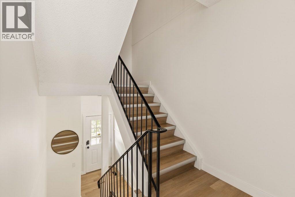 9, 5019 46 Avenue SW - photo 30