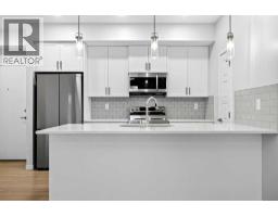 3413, 33 Carringham Gate NW - photo 4