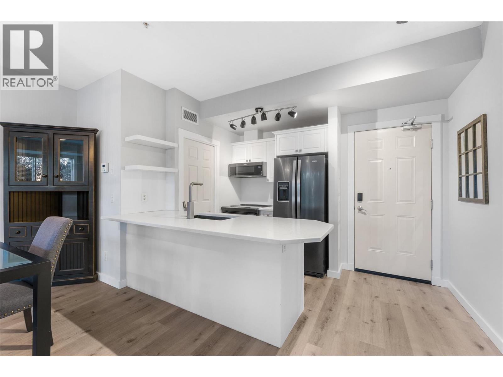 #111 3550 Woodsdale Road - 4