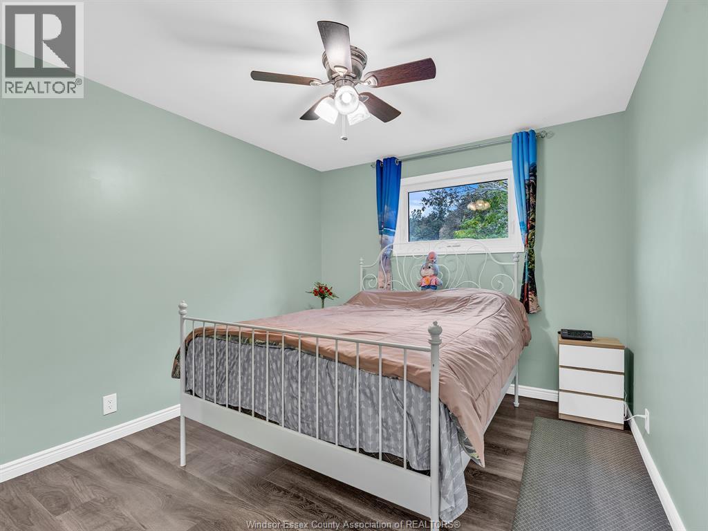 8520 MIDDLE Sideroad - 21