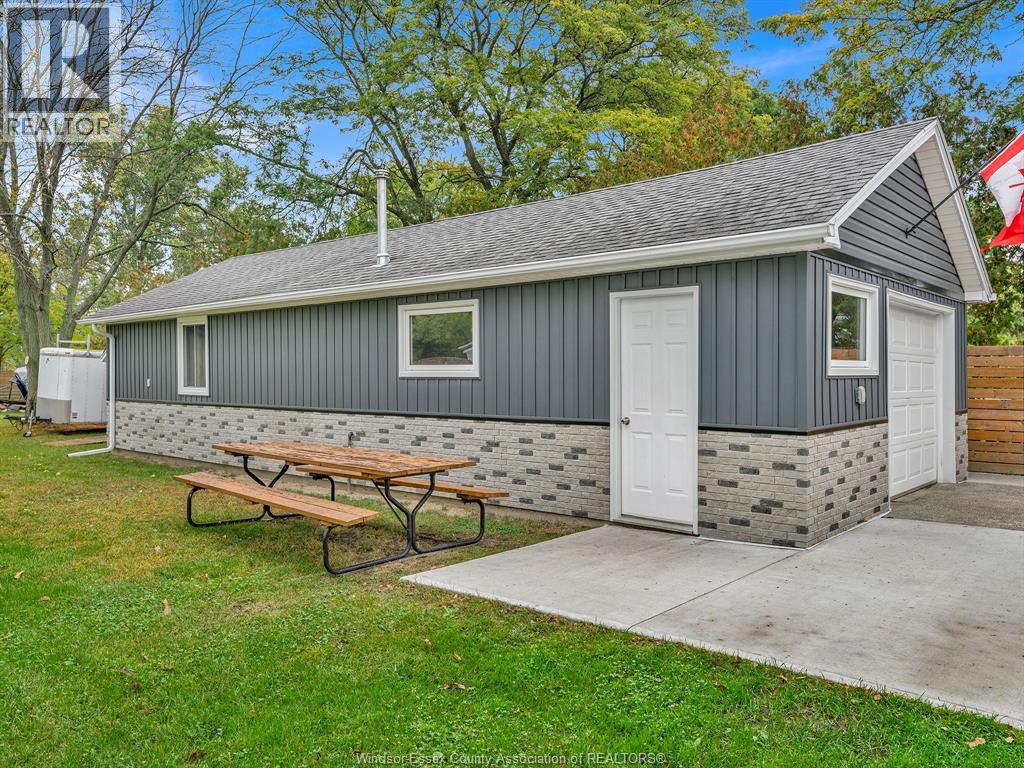 8520 Middle Sideroad — photo 32