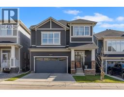 32 Carrington Manor NW - photo 1