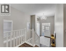 32 Carrington Manor NW - photo 3