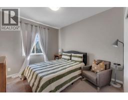 32 Carrington Manor NW - photo 33
